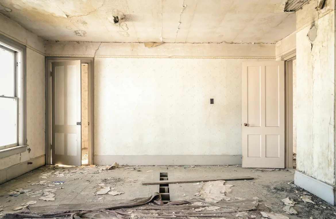 Waste disposal crew managing a cleanout project in Oak Grove